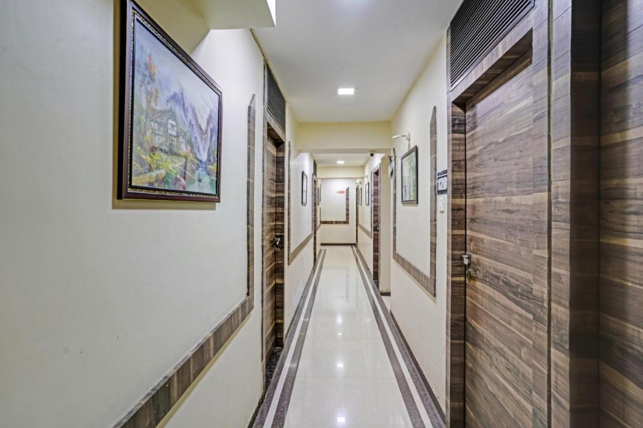Pop 81030D Hotel Crystal Park Jogeshwari مومباي المظهر الخارجي الصورة