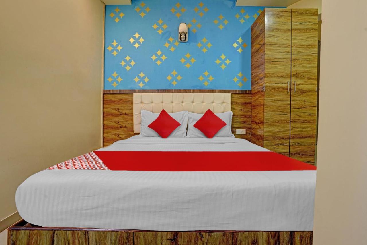 Pop 81030D Hotel Crystal Park Jogeshwari مومباي المظهر الخارجي الصورة